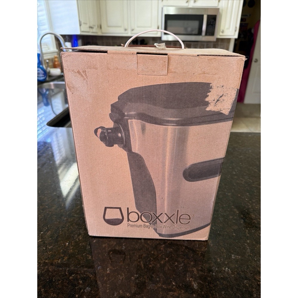 Boxxle Premium 3 Liter Bag-in-Box Wine Dispenser New In Box Silver White